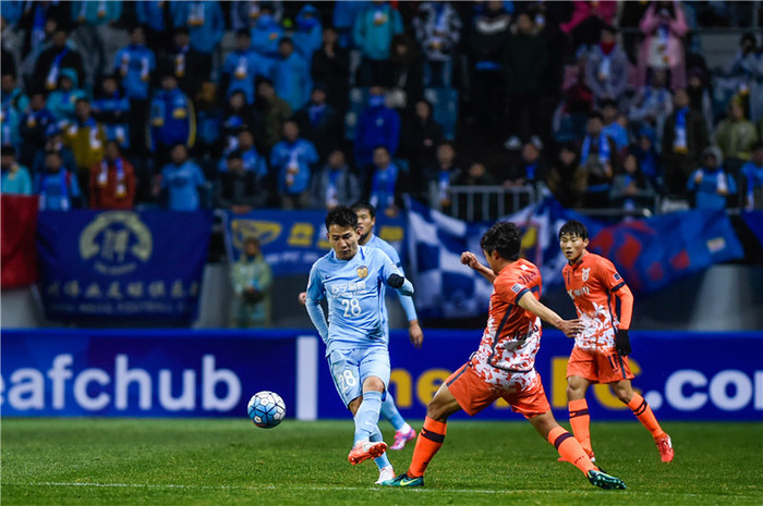 广州恒大主场大胜江苏苏宁跻身亚冠足球赛八强的简单介绍