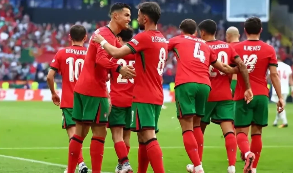 关于葡萄牙队战平竞争对手，欧洲杯资格争夺再添悬念的信息